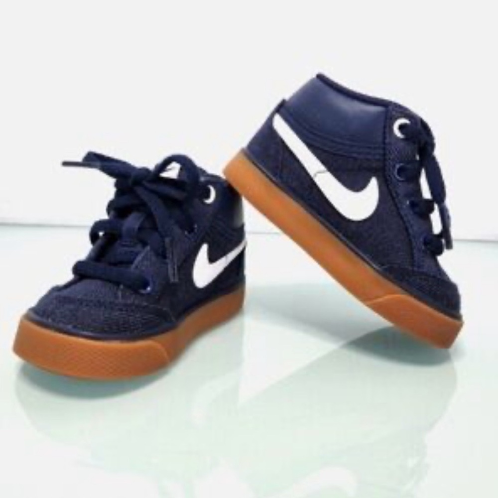 Toddler Sz 2 Nike Capri 3 Mid Sneakers in Denim